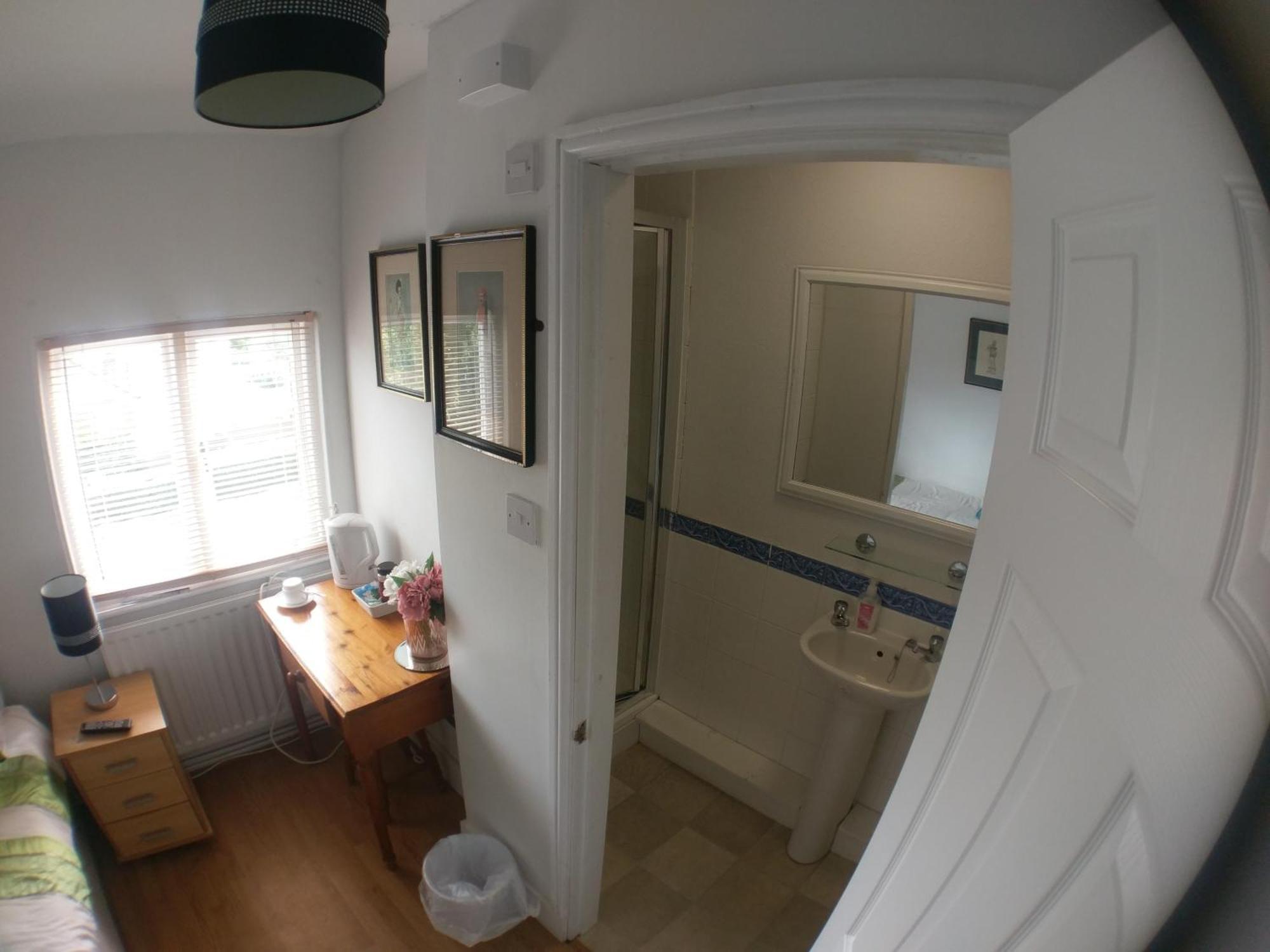 Bed and Breakfast The Rifle Volunteer Вэр Номер фото
